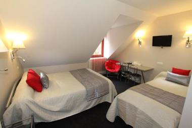 Hôtel Restaurant Le Sire de Joux