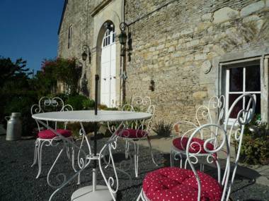 MANOIR de la RIVIERE