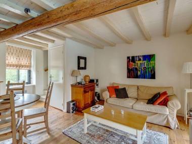 Charming village house with swimming pool within walking distance of bakery restaurants and river