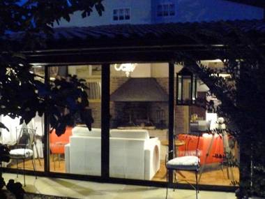 Villa de 3 chambres avec piscine privee jardin clos et wifi a Arsac