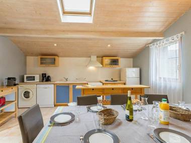 Gîte Port-Saint-Père 4 pièces 8 personnes - FR-1-306-1028