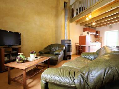 Gîte Lavaudieu 3 pièces 4 personnes - FR-1-582-219