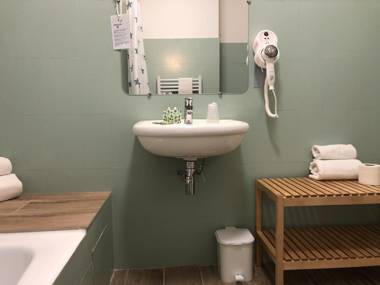 Hôtel & Studios Astor