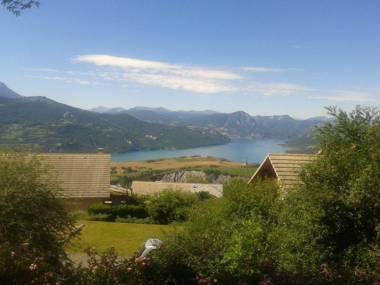 Beautiful Chalet with Terrace Garden Barbecue Parking