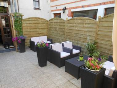 Logis - Hôtel Restaurant l'Ecu de France