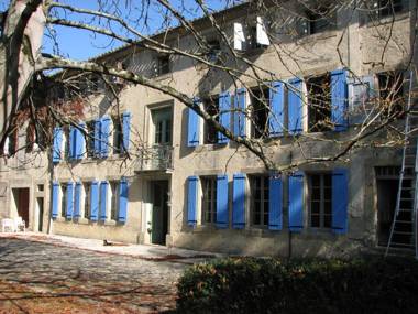 Chambres d'Hôtes Domaine Saint-Joly