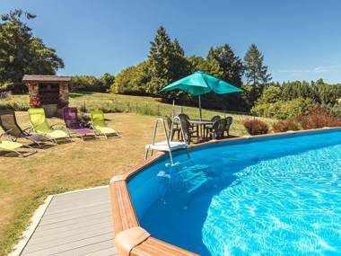 Sunny and well restored and furnished house near a large recreational lake