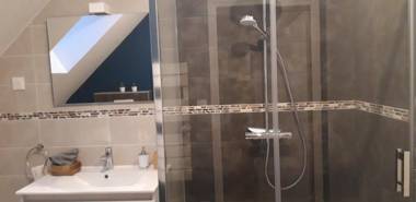 Chambre d'hôtes SOPHORA - Les Clés des Lys