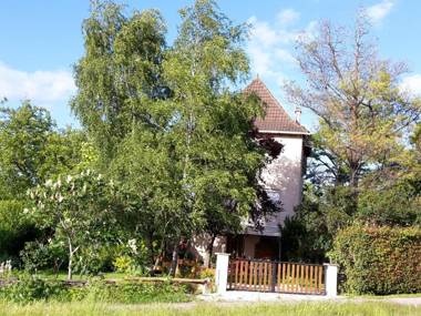 Appartement de 2 chambres avec jardin clos et wifi a Villeneuve