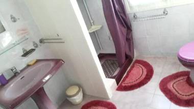 Appartement de 2 chambres avec jardin clos et wifi a Villeneuve