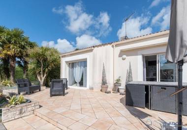 Grande maison avec jardin