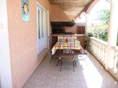 Maison de 3 chambres avec piscine partagee jardin amenage et wifi a Saint Laurent de la Salanque a 3 km de la plage