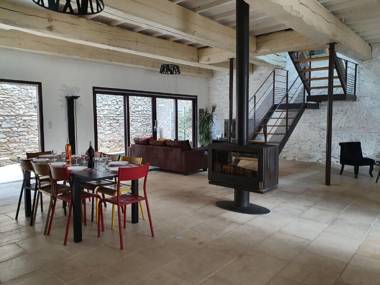 Modern Holiday Home in Olonzac with Private Swimming Pool