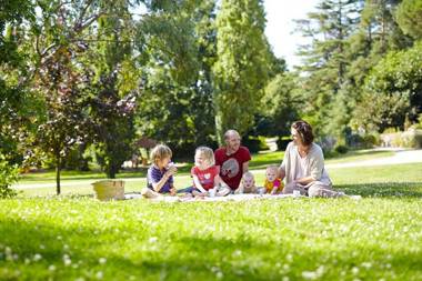 Une sympathique maison de vacances aux volets bleus