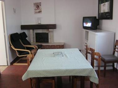 Maison Coussay-les-Bois 3 pièces 4 personnes - FR-1-541-38