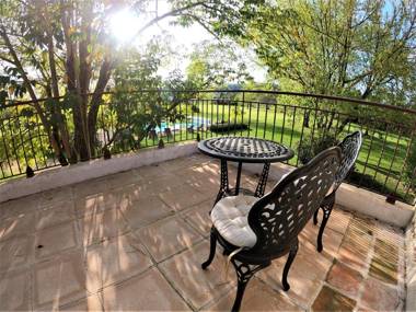 LA CARRETERIE - Maison de Famille{s}