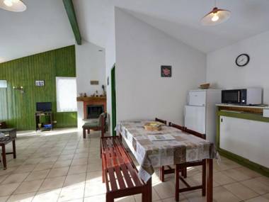 Gîte Usson-en-Forez 3 pièces 4 personnes - FR-1-496-164