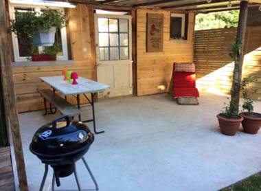 Chalet de 2 chambres avec jardin clos et wifi a Sanguinet a 1 km de la plage