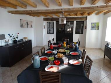 Aux Champs Des Châteaux