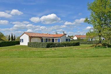 Tasteful villa with Wi-Fi located in natural surroundings