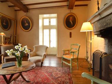 Gorgeous Mansion with Pool in Saint Paul du Bois