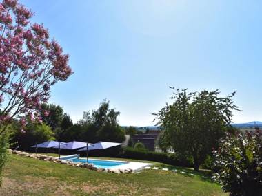 Gorgeous Holiday Home in Martigny le Comte with private Pool