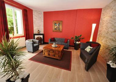 Chateau de Bellevue B&B et Appartements avec Piscine chauffée