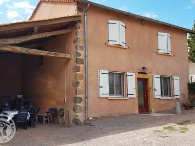 Gîte Villemontais 4 pièces 6 personnes - FR-1-496-121