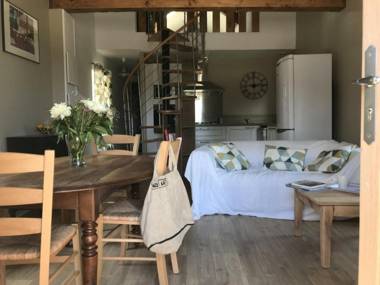 Gîte Saint-André-d'Apchon 3 pièces 5 personnes - FR-1-496-143