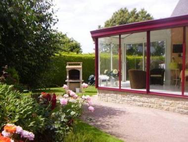 Modern house in Brittany near the Pink Granite Coast