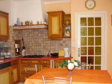 Modern house in Brittany near the Pink Granite Coast