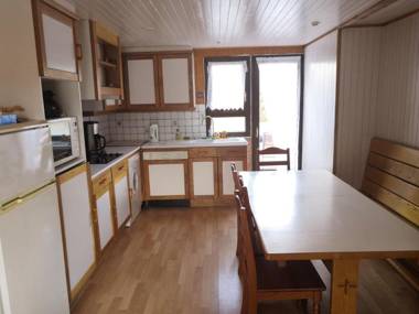 Chalet d'une chambre avec terrasse amenagee a Giffaumont Champaubert