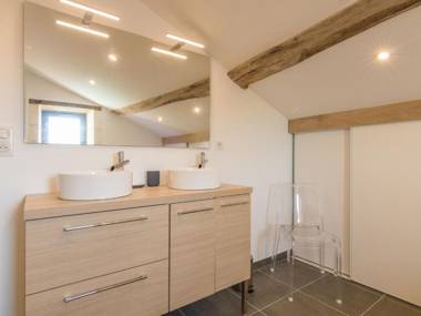 Charming holiday home in Aquitaine with Swimming Pool