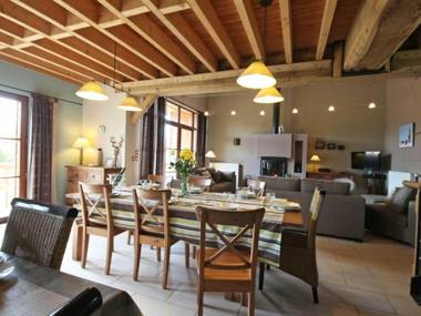 Gîte Juvigny-Sous-Andaine 6 pièces 12 personnes - FR-1-497-18