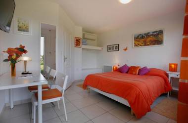 Logis Hôtel Corintel Bordeaux Est