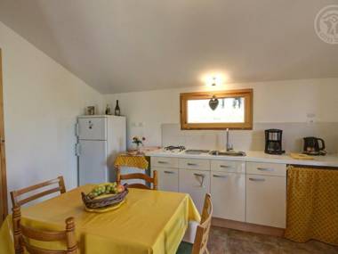 Gîte Saint-Marcel-de-Félines 1 pièce 2 personnes - FR-1-496-173