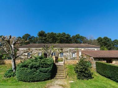 Panoramic views of nature near Loubejac at beautifully situated holiday home.
