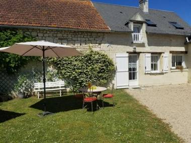 Gîte Savigny-en-Véron 3 pièces 4 personnes - FR-1-381-209