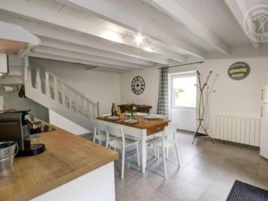 Gîte Belmont-de-la-Loire 4 pièces 5 personnes - FR-1-496-126