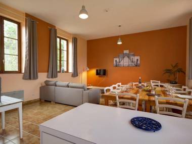 Gîte Saint-Bonnet-des-Quarts 4 pièces 6 personnes - FR-1-496-123