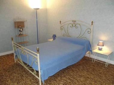 Villa Mézières-en-Brenne 2 pièces 2 personnes - FR-1-591-229