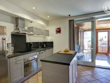 Gîte Cellieu 4 pièces 6 personnes - FR-1-496-8