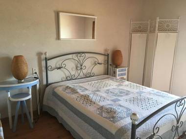 Gîte Saint-Michel-Mont-Mercure 3 pièces 4 personnes - FR-1-426-249