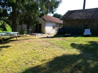 Maison de 3 chambres avec jardin clos a Lacam d'Ourcet