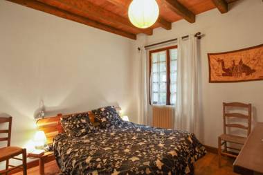 Villa de 4 chambres avec piscine privee jardin clos et wifi a Sousceyrac En Quercy