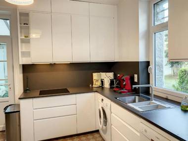 Maison Jullouville 8 pièces 11 personnes - FR-1-361-61