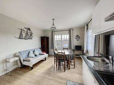 Appartement Jullouville 2 pièces 2 personnes - FR-1-361-37