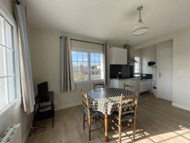 Appartement Jullouville 2 pièces 2 personnes - FR-1-361-37