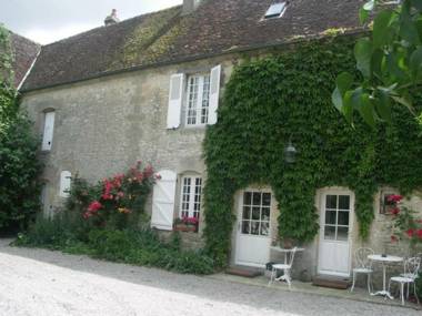 Gîte Sarceaux 4 pièces 7 personnes - FR-1-497-131