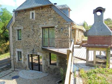 Maison de 4 chambres avec jardin amenage a Castelnau de Mandailles